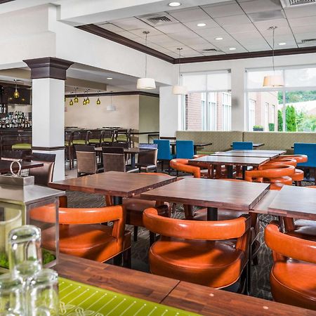 Hilton Garden Inn Hampton Coliseum Central Exteriör bild
