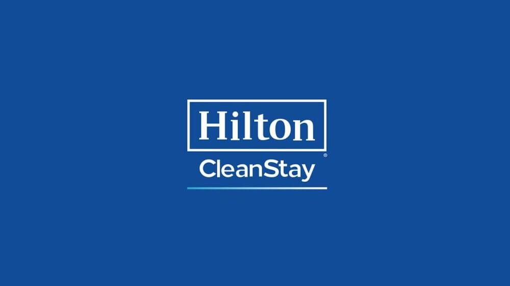 Hilton Garden Inn Hampton Coliseum Central Exteriör bild