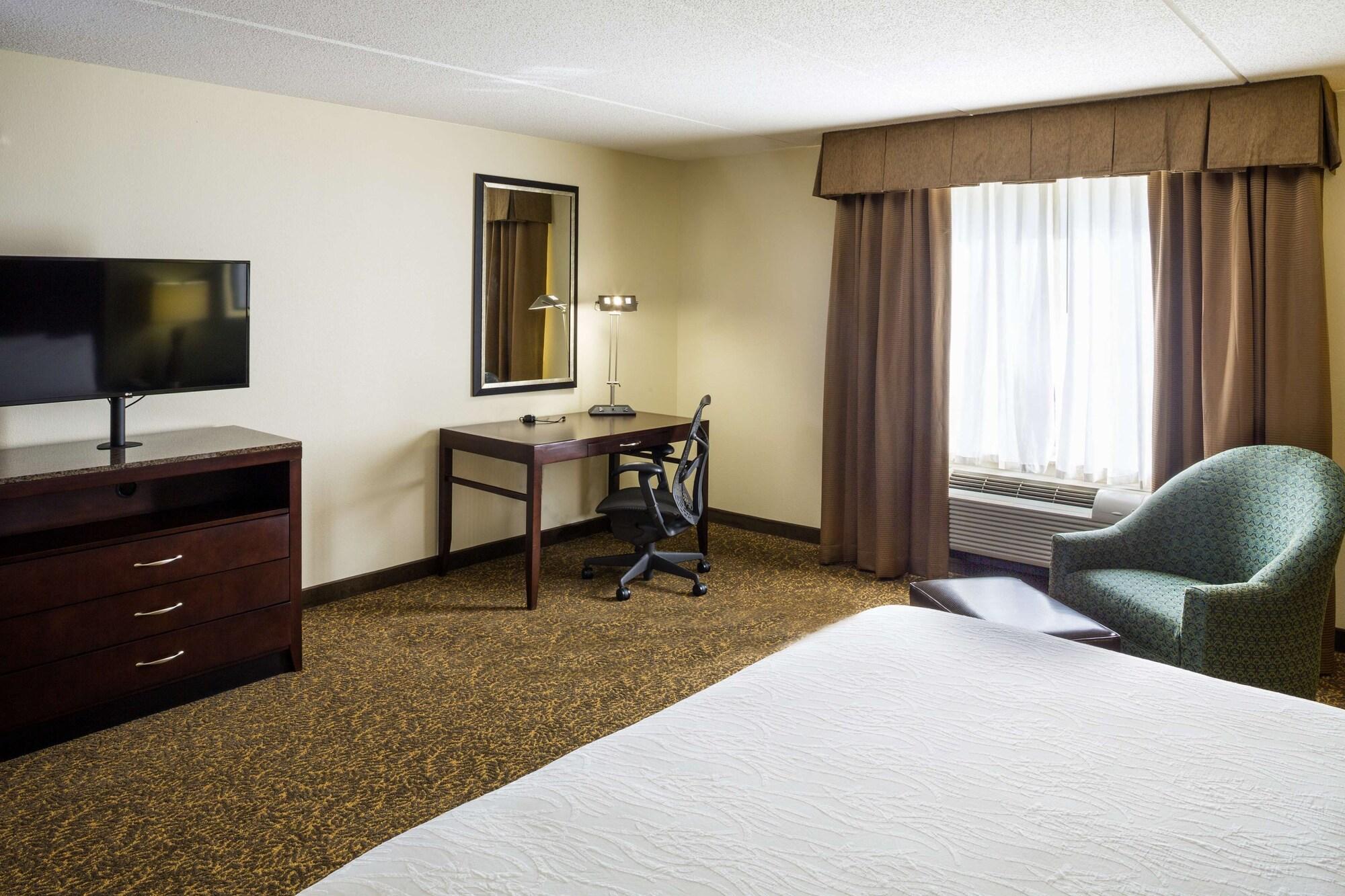 Hilton Garden Inn Hampton Coliseum Central Exteriör bild