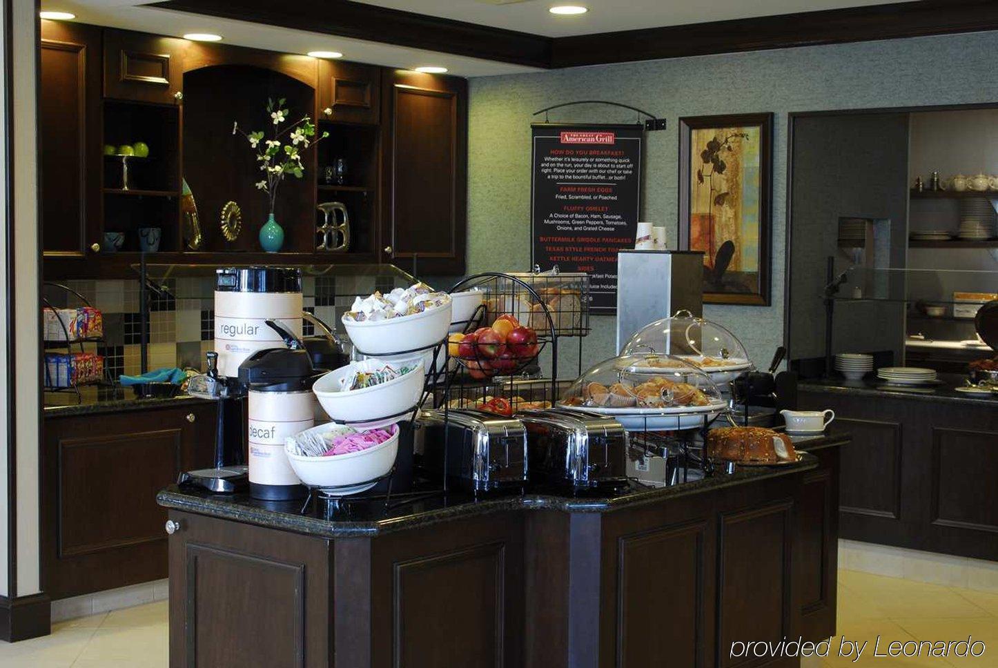 Hilton Garden Inn Hampton Coliseum Central Restaurang bild