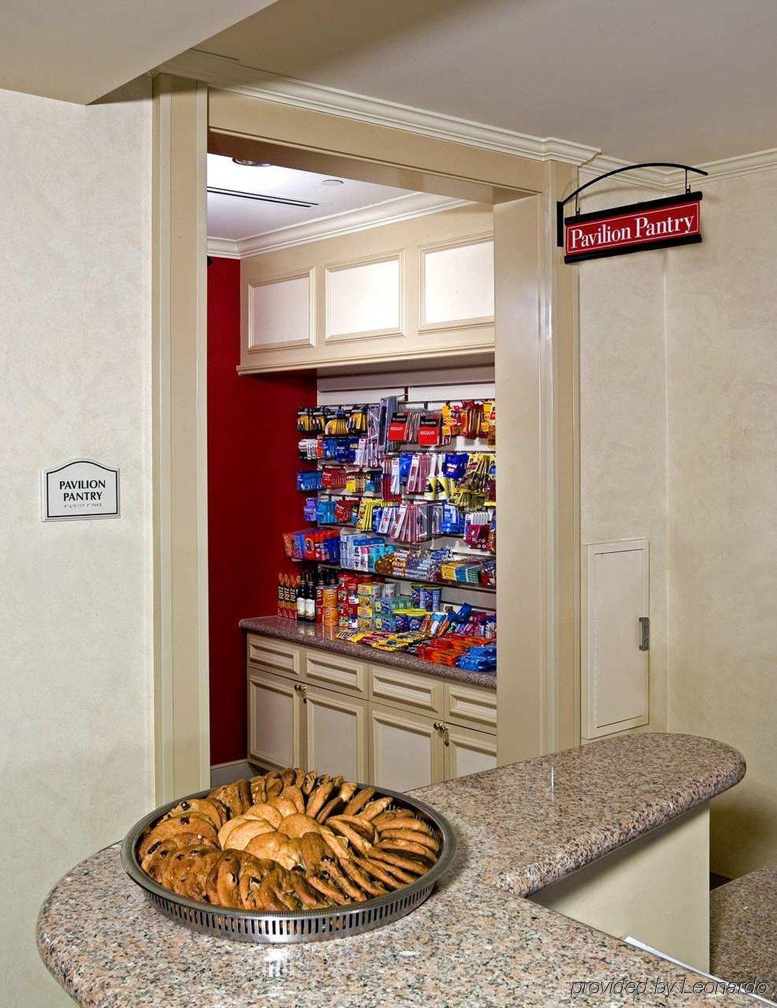 Hilton Garden Inn Hampton Coliseum Central Restaurang bild