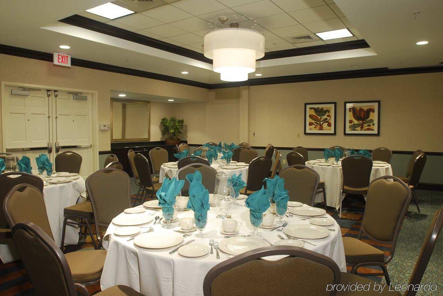 Hilton Garden Inn Hampton Coliseum Central Restaurang bild