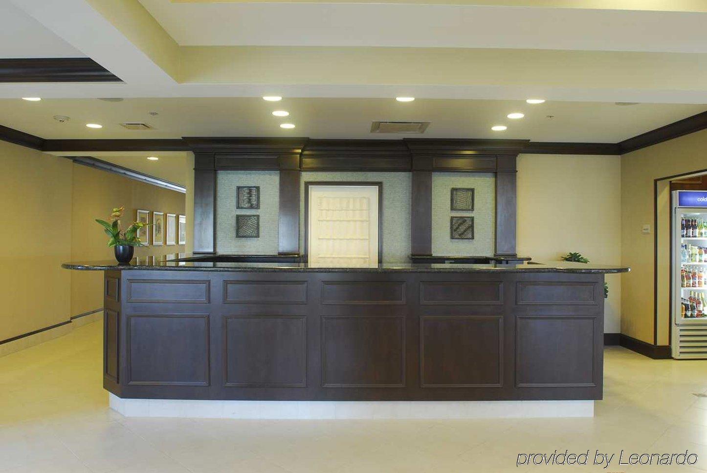 Hilton Garden Inn Hampton Coliseum Central Exteriör bild