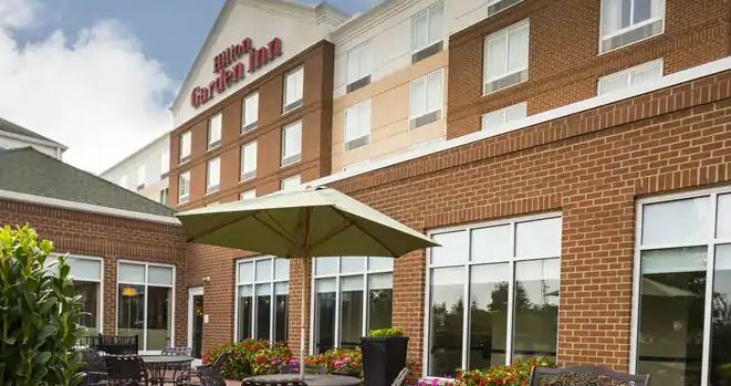 Hilton Garden Inn Hampton Coliseum Central Exteriör bild